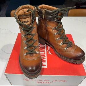 PIKOLINOS Aspe Tan and Dark Brown Leather Lace-Up Ankle Boots - Brandy Leather